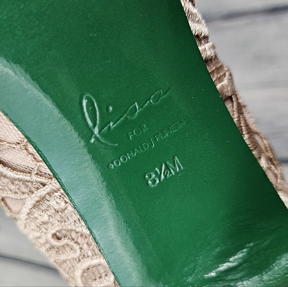 LISA for DONALD J. PLINER | Rawna lace overlay stacked heel shoes - Picture 9 of 11